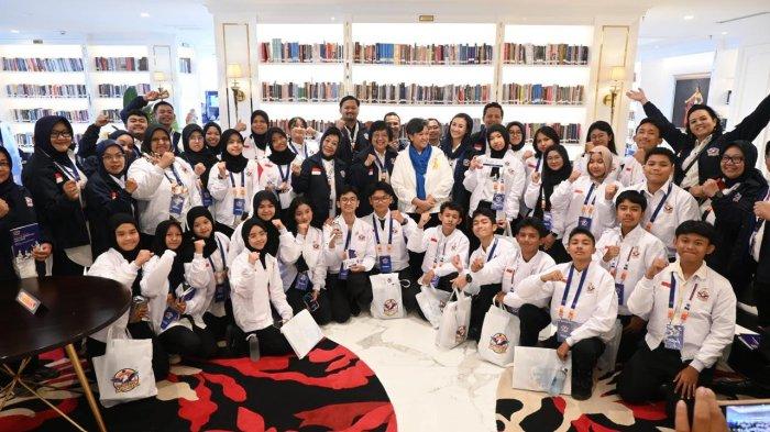 NasDem Berikan Pendidikan Politik kepada Puluhan Remaja, Simulasikan Rapat Dengar Pendapat