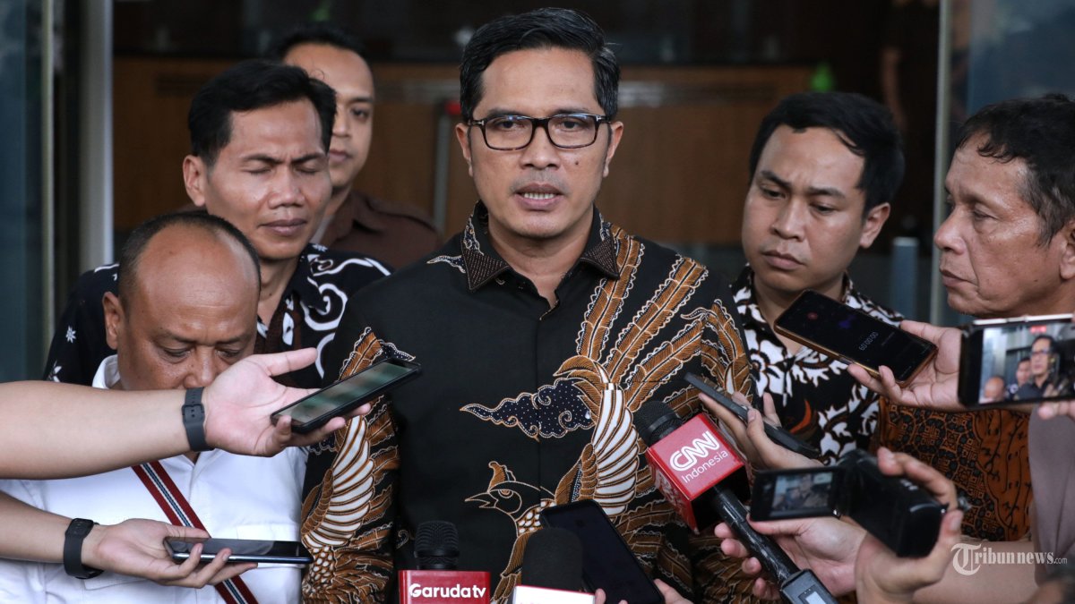Febri Diansyah Diperiksa KPK Buntut Pernah Ikut Ekspose Kasus Harun Masiku, PDIP: Upaya Kotor