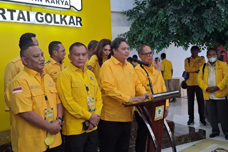 Hasil Rakernas Golkar: Airlangga Hartarto Tentukan Capres, Cawapres, dan Koalisi